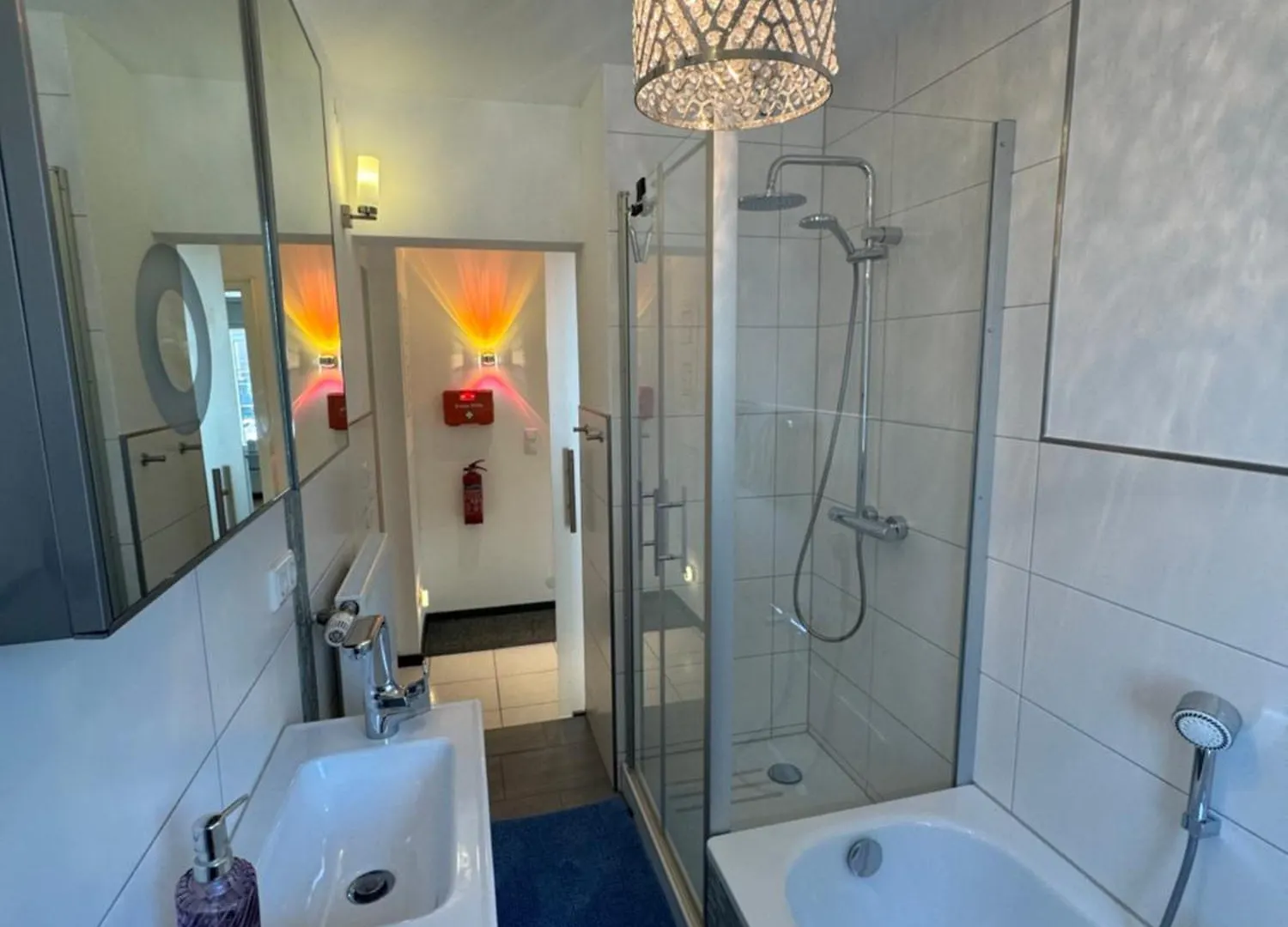 B&B'S Im Aischgrund Adelsdorf 0*,