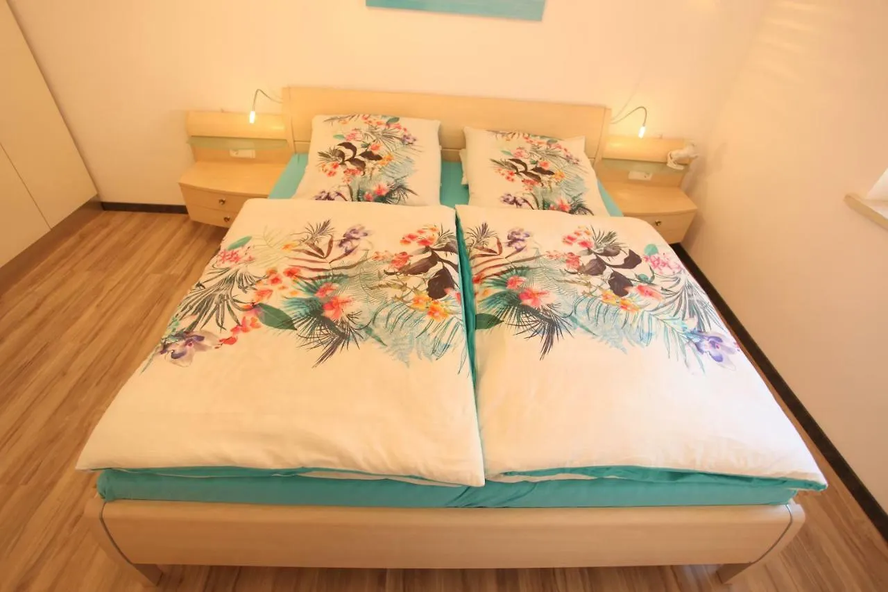 Apartment B&B'S Im Aischgrund Adelsdorf