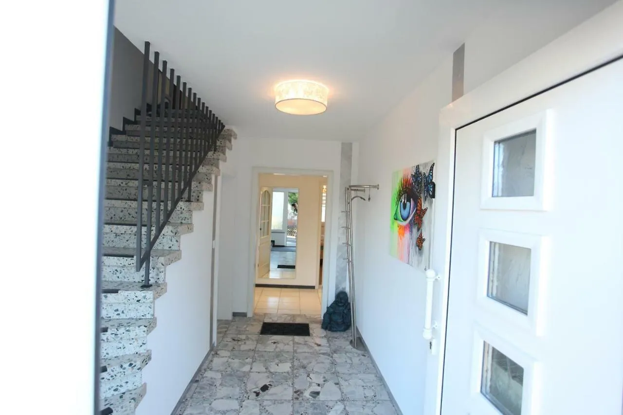 B&B'S Im Aischgrund Adelsdorf Apartment
