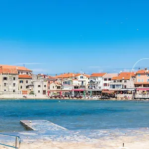 Antonella & Napoletano-3 By Interhome Umag