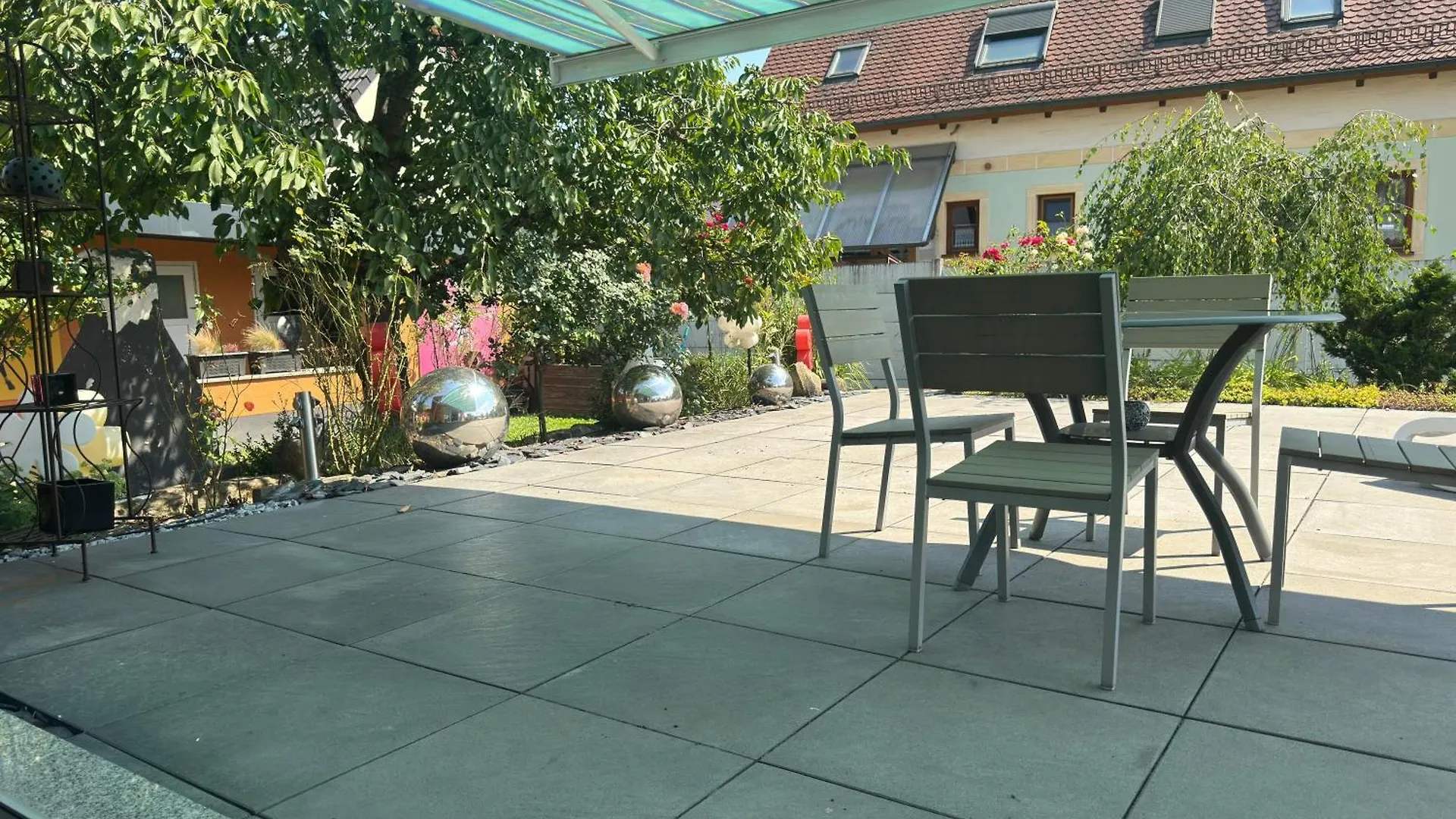 B&B'S Im Aischgrund Adelsdorf Apartment